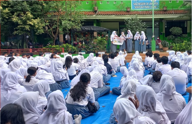 SAVE THE CHILDREN SMAN 38 JAKARTA