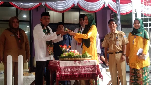 SMAN 38 JAKARTA RAYAKAN HUT KE-45 DENGAN TEMA “BERAKHLAK MULIA, BERINTEGRITAS, DAN BERPRESTASI”