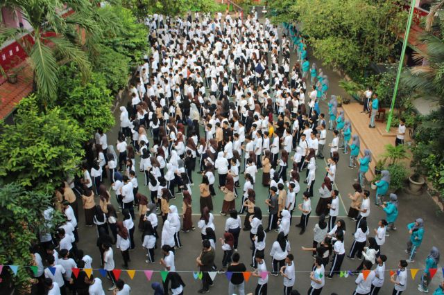 SENAM BERSAMA SELURUH WARGA SMAN 38 JAKARTA
